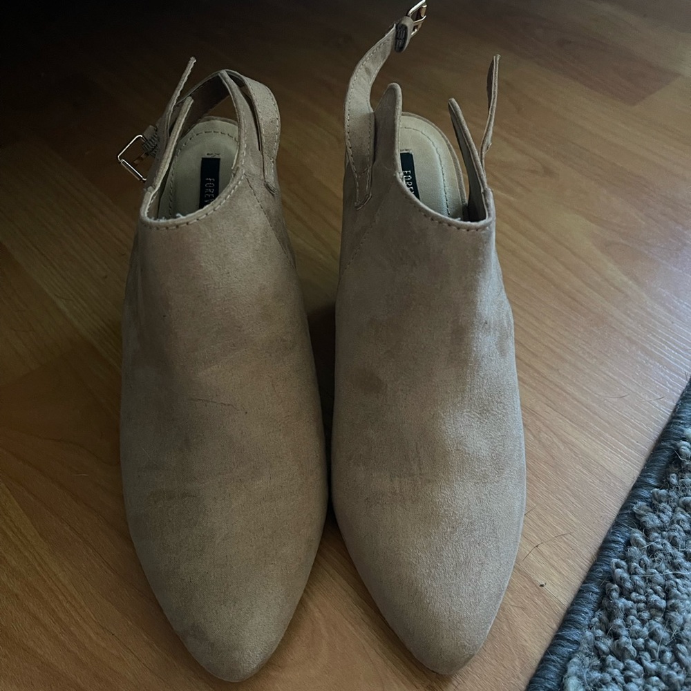 Forever21 heeled booties